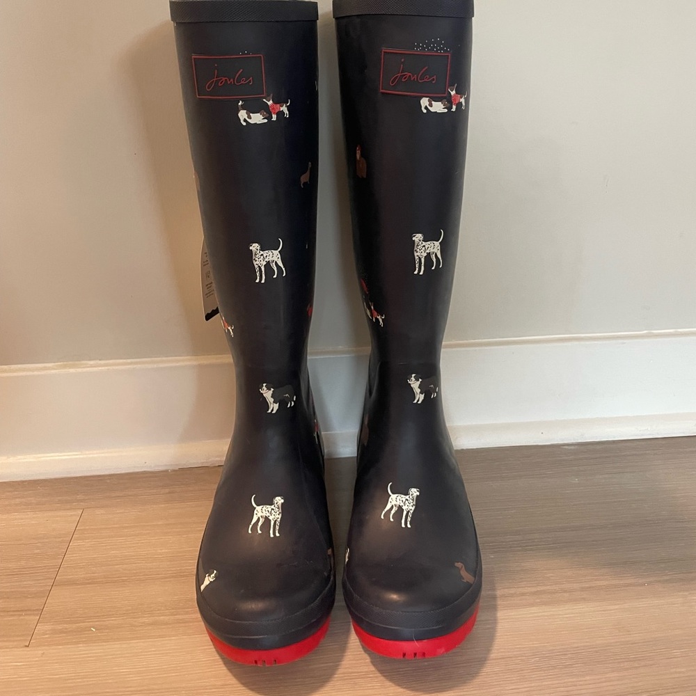 NWT Rain Boots